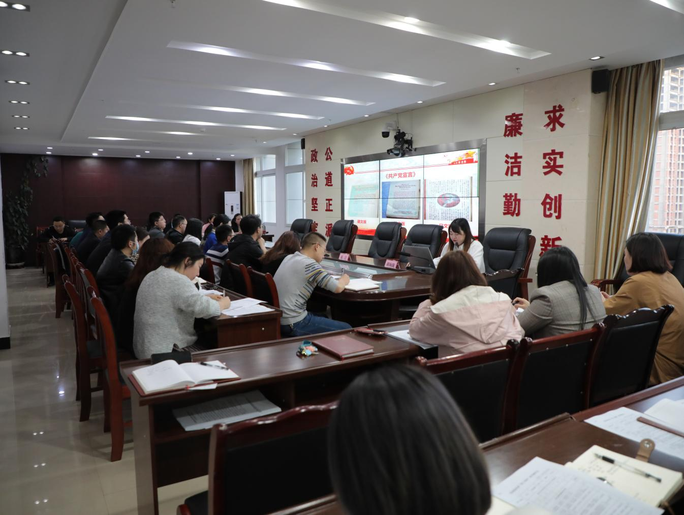 开江县“三聚焦三提升”推动实干机关品牌建设